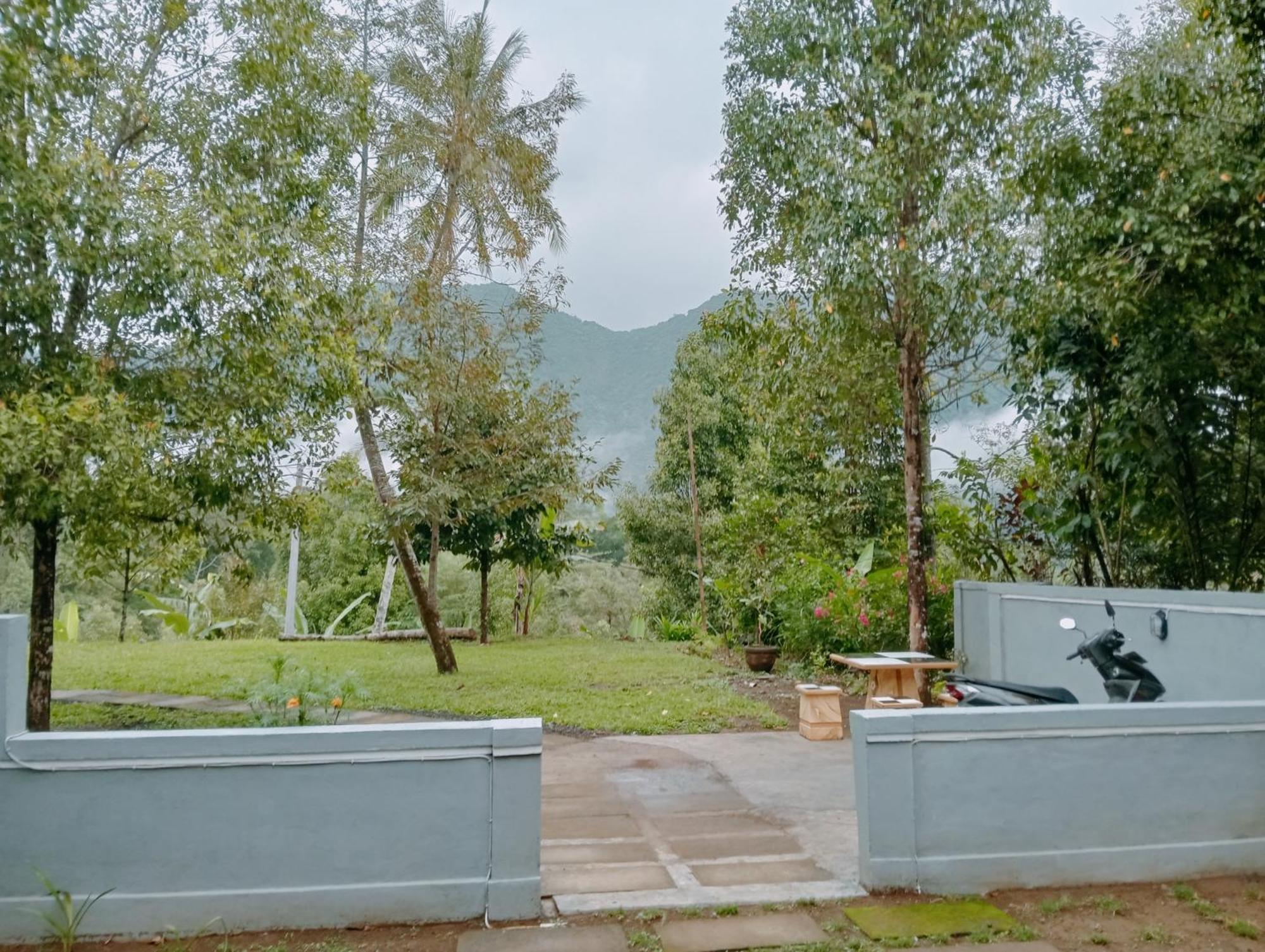 Jepun Homestay Lemukih Singaraja Exteriör bild