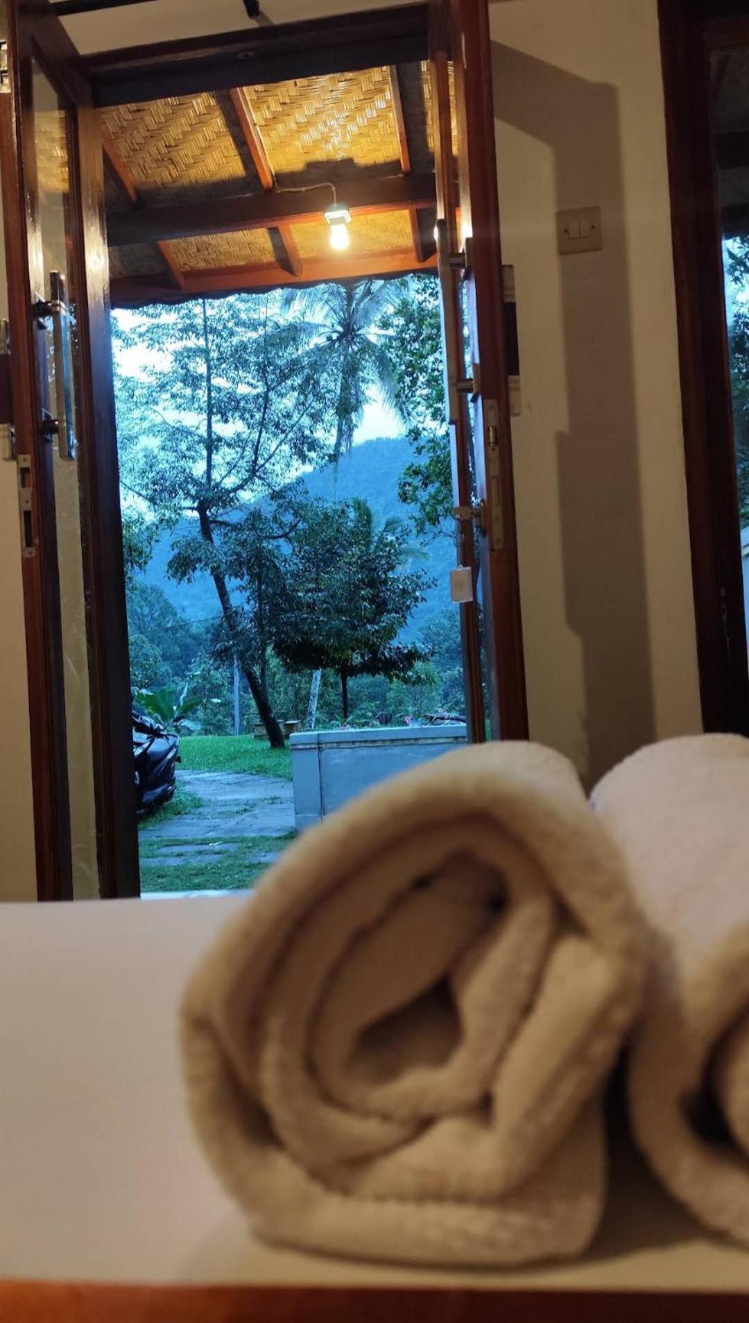 Jepun Homestay Lemukih Singaraja Exteriör bild
